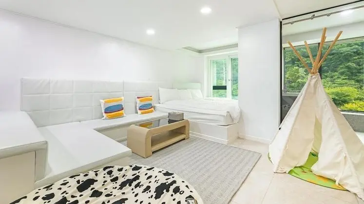 Gapyeong Nino Full Kids Pension