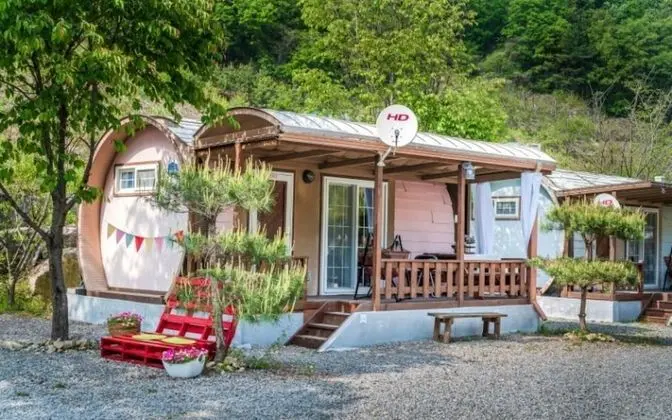 Gapyeong Petit Cabin Pension - Oda