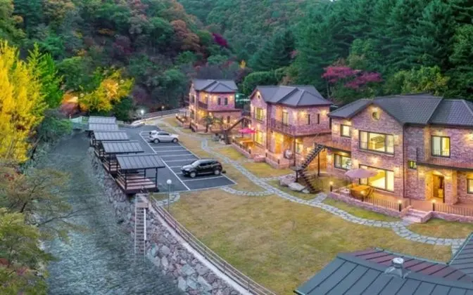 Gapyeong Suryuhwagaewon Pension