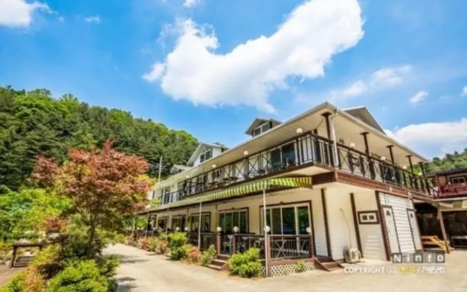 Gapyeong Thank You Dog Pension