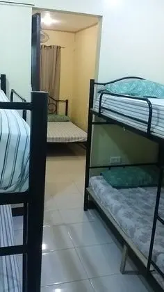 Garces Budget Apartelle - Oda