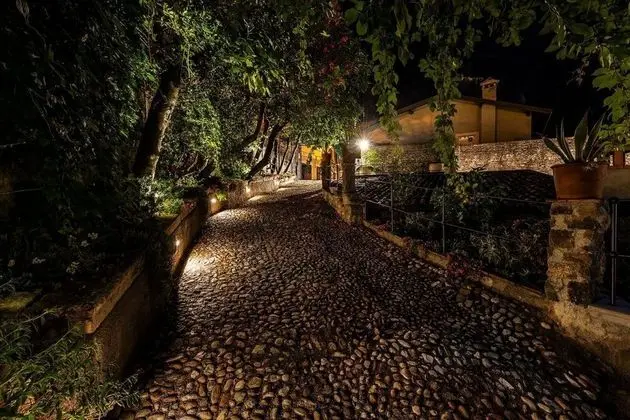 Garda Suite Hotel - Dış Mekan