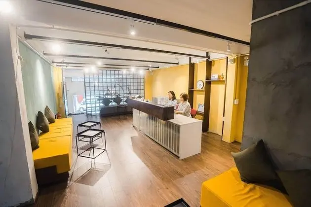 The Garden Hotel and Apartment - Lobi