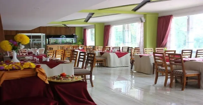 The Garden Asia Hotels and resorts - Yerinde Yemek