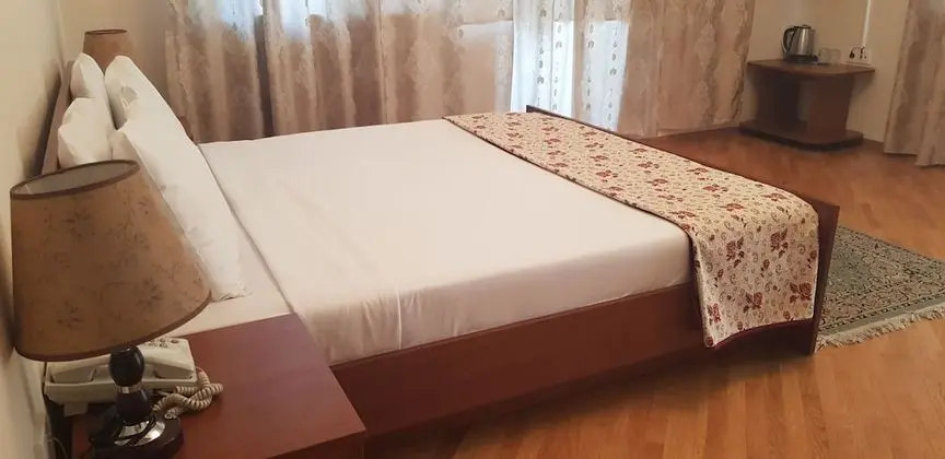 Garden Villa Hotel - Oda
