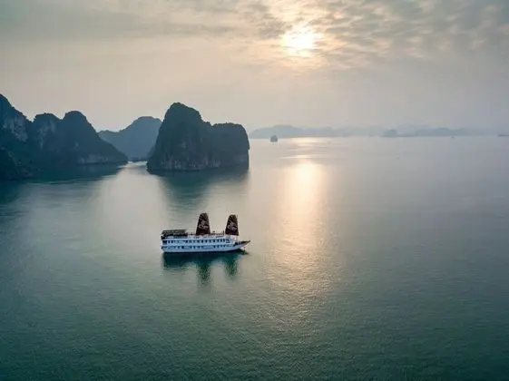 Garden Bay Legend Cruise