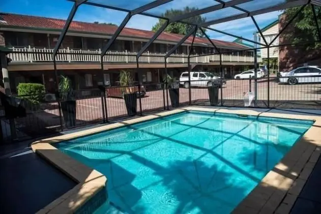 Garden City Motor Inn Mt Gravatt - Havuz