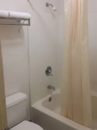 Garden Inn & Suites
