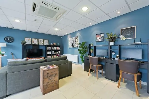 Garden Lane Backpackers - İç Mekan