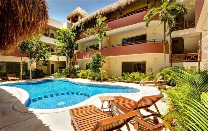 Garden Lili 3 bedroom sleeps 6 - Havuz
