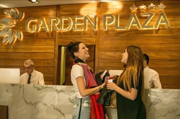 Garden Plaza