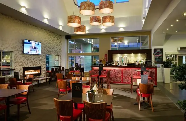 The Garden Hotel and Restaurant - Bar