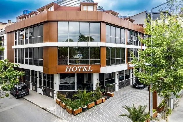 Garden Room Hotel