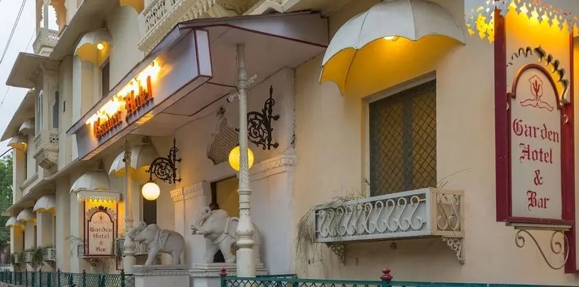 Garden Hotel