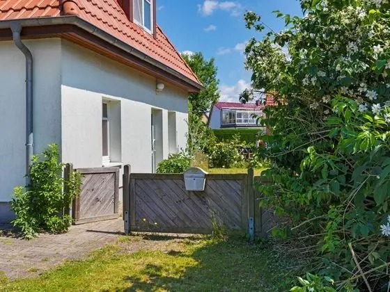 Garden-view Apartment in Lübow With Terrace