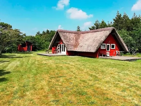 Garden-view Holiday Home in Rømø With Roofed Terrace