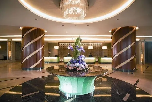 The Gardens – A St. Giles Hotel & Residences - Lobi