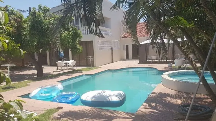 Gardens Lodge