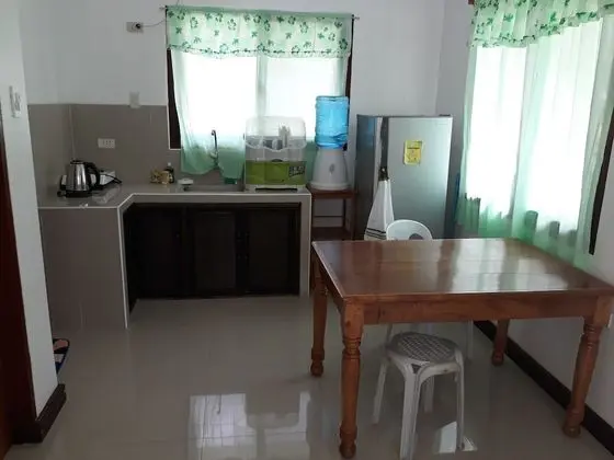 Gardenview Homestay Siargao - Mutfak