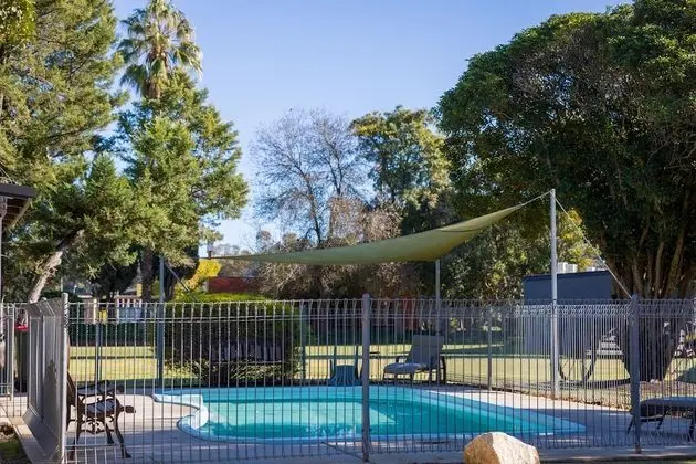 Gardenview Lodge Motel - Havuz
