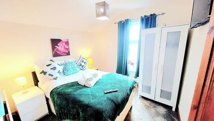 Garfield Villa-beautiful 4-bed House in Gillingham - Öne Çıkan Resim