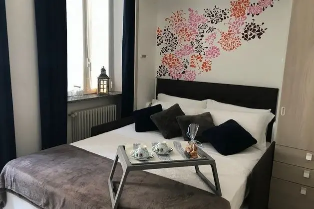 Garibaldi Apartments