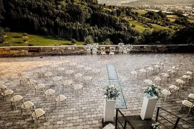 Hotel Garni BURG WALDENSTEIN - Dış Mekan