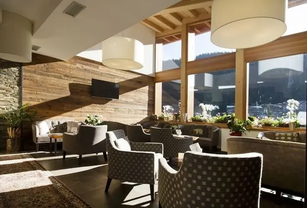 Hotel Garnì Caminetto - Lobi