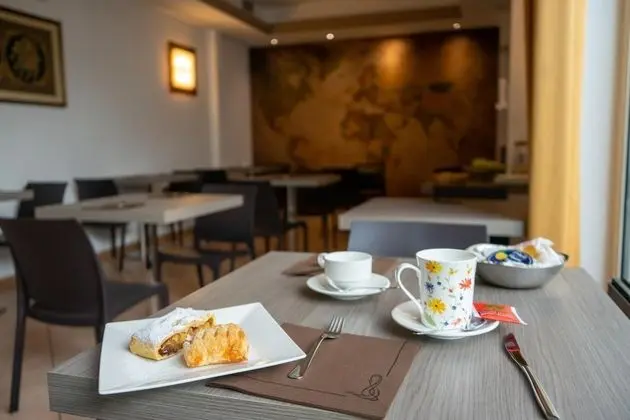 Hotel Garnì Villa Fontana - Yerinde Yemek
