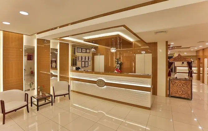 Garni Hotel - Lobi
