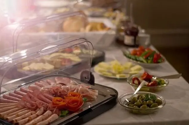Garni - Hotel Unsere Stadtvilla - Yerinde Yemek