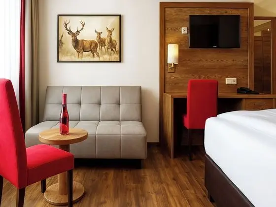 GarniHotel zur Linde - Oda
