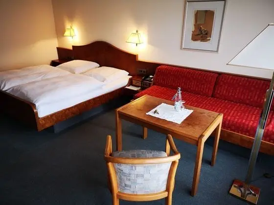 Hotel garni Zur Weserei - Oda