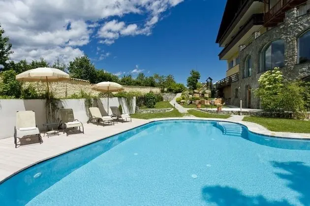Gartenhotel Völser Hof - Adults Only - Havuz