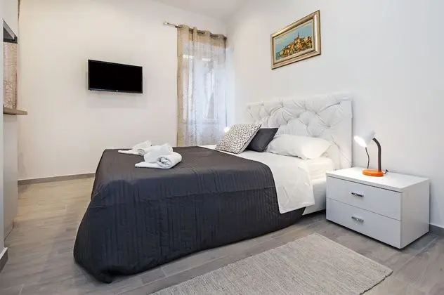 Garzoto Rooms and Studios