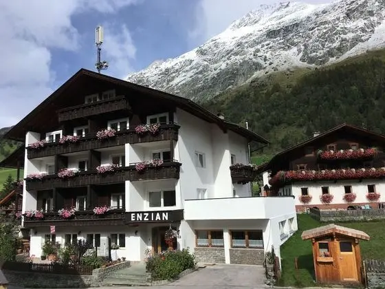 Gästehaus Enzian - 1