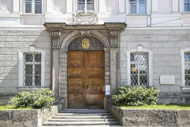 Gästehaus im Priesterseminar Salzburg - Dış Mekan