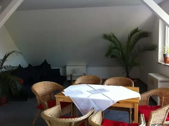Gästehaus Siebenschläfer - Yerinde Yemek