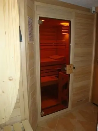 Gästezimmer & Ferienwohnung Berge - Spa