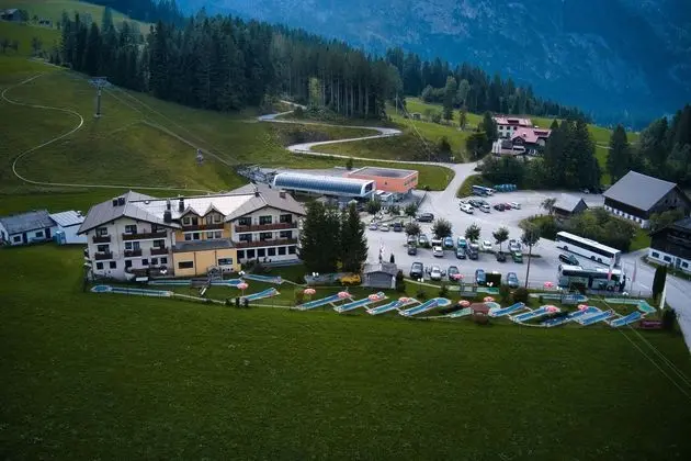 Gasthaus Landhotel Traunstein - Dış Mekan