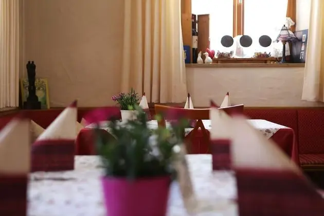 Gasthaus Limbacher - Yerinde Yemek