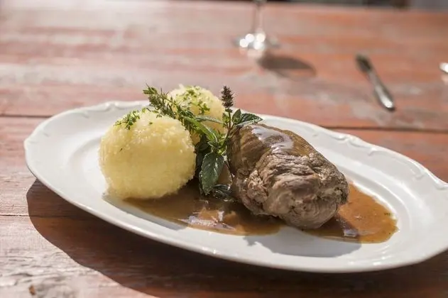 Gasthaus Pension Hofmann - Yerinde Yemek
