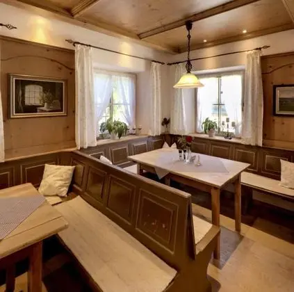 Gasthaus Weingast - İç Mekan