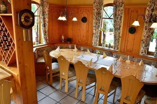 Gasthaus zur Pfalz - 1