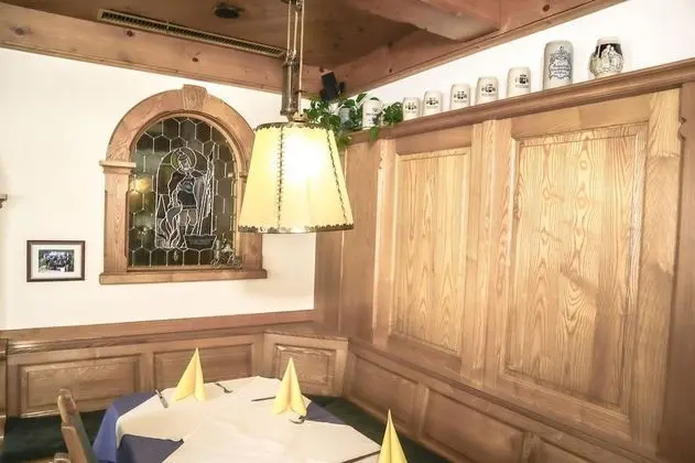 Hotel Gasthof Brückenwirt - İç Mekan