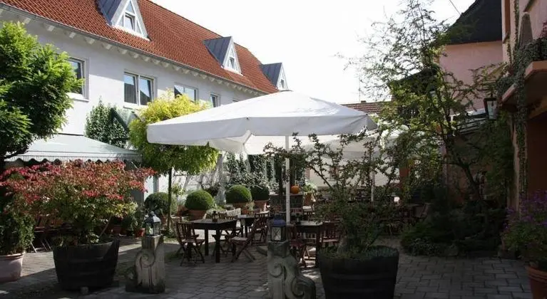 Hotel Gasthof Grüner Wald - Genel