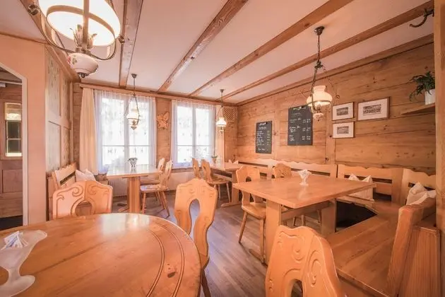 Gasthof Schoenegg - İç Mekan