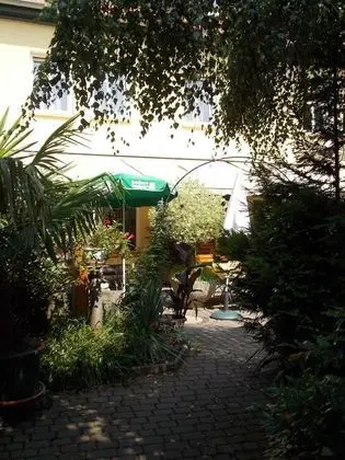 Gasthof und Landhotel Zur Ausspanne - Dış Mekan