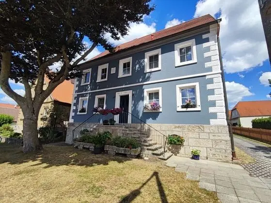 Hotel-Gasthof zum Schwan - Guest House - Dış Mekan