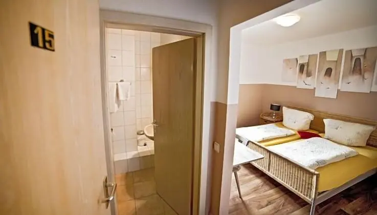 Hotel Gasthof Zur Linde - Oda